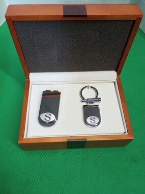 Colibri Monogram 'S' Silver Keychain and Money Clip Gift Set